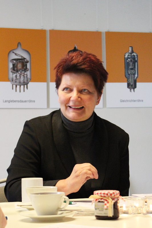 Dr. Karin Raschinsky